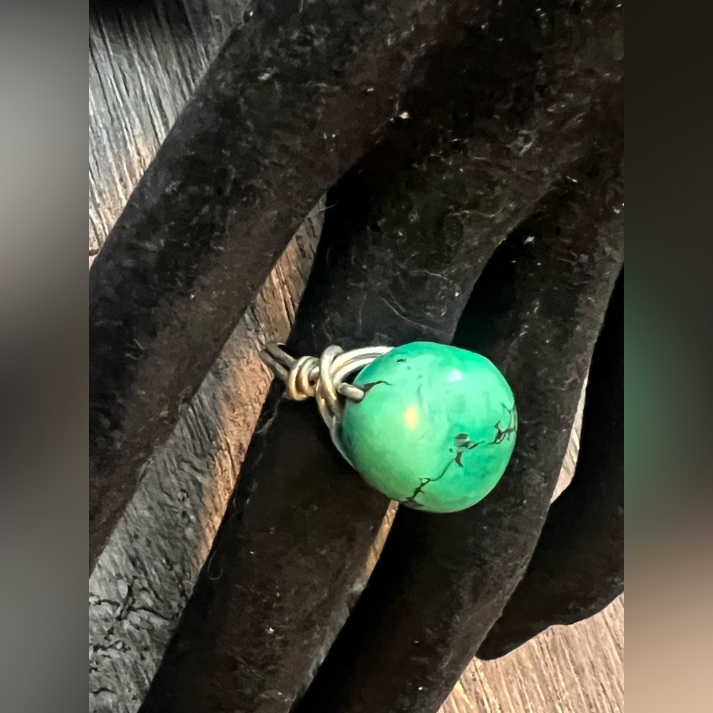 Green Turquoise Circle Silver Ring (Not Tiffany & Co)